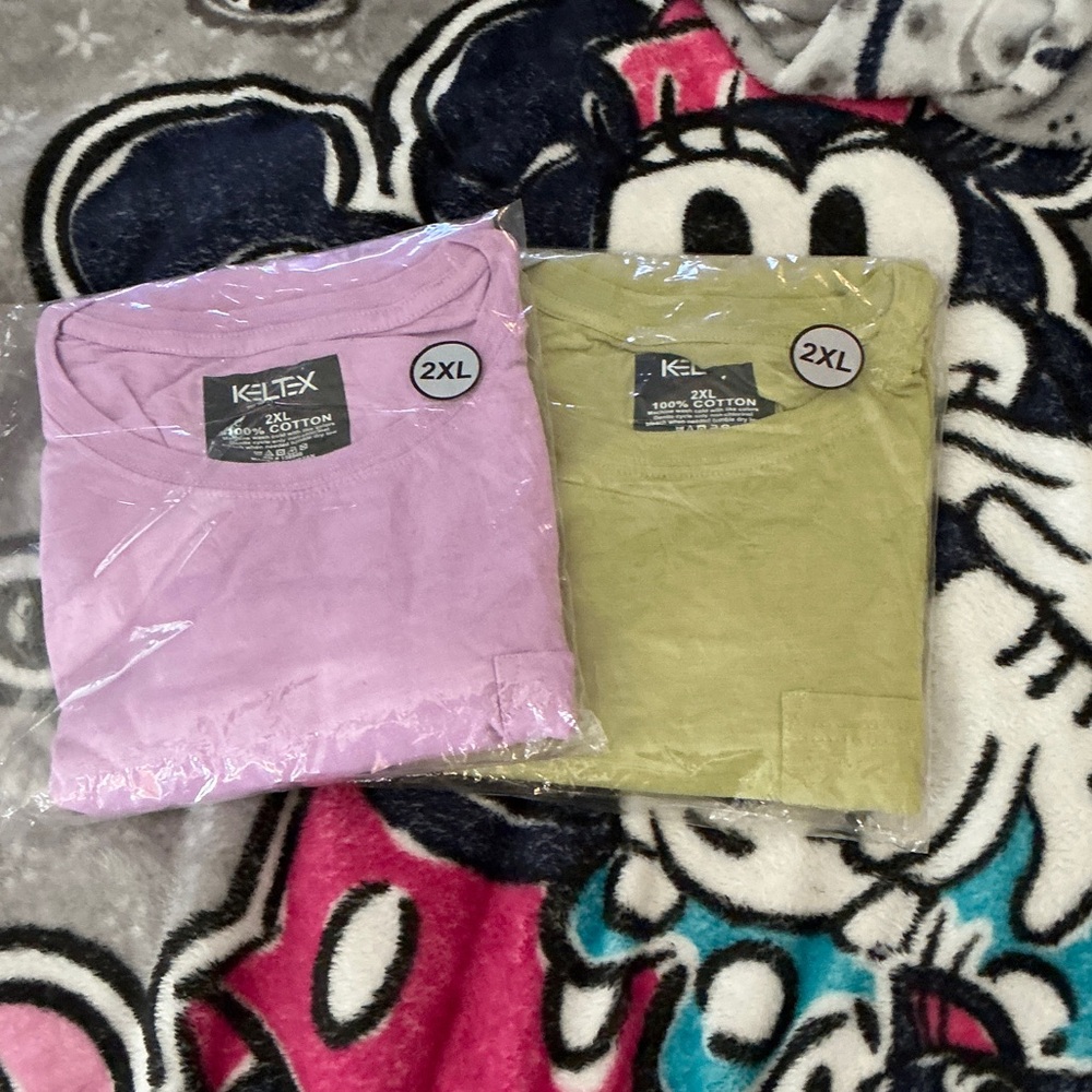 2 Short Sleeve Pocket Tee — Lavender and Olive, 2XL